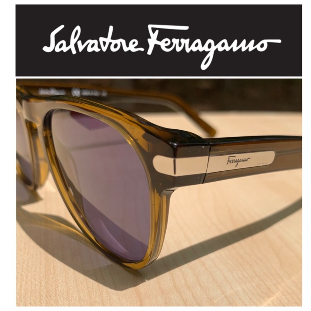 FERRAGAMO SUNGLASSES round frames blue lenses + black case & red box BRAND NEW!